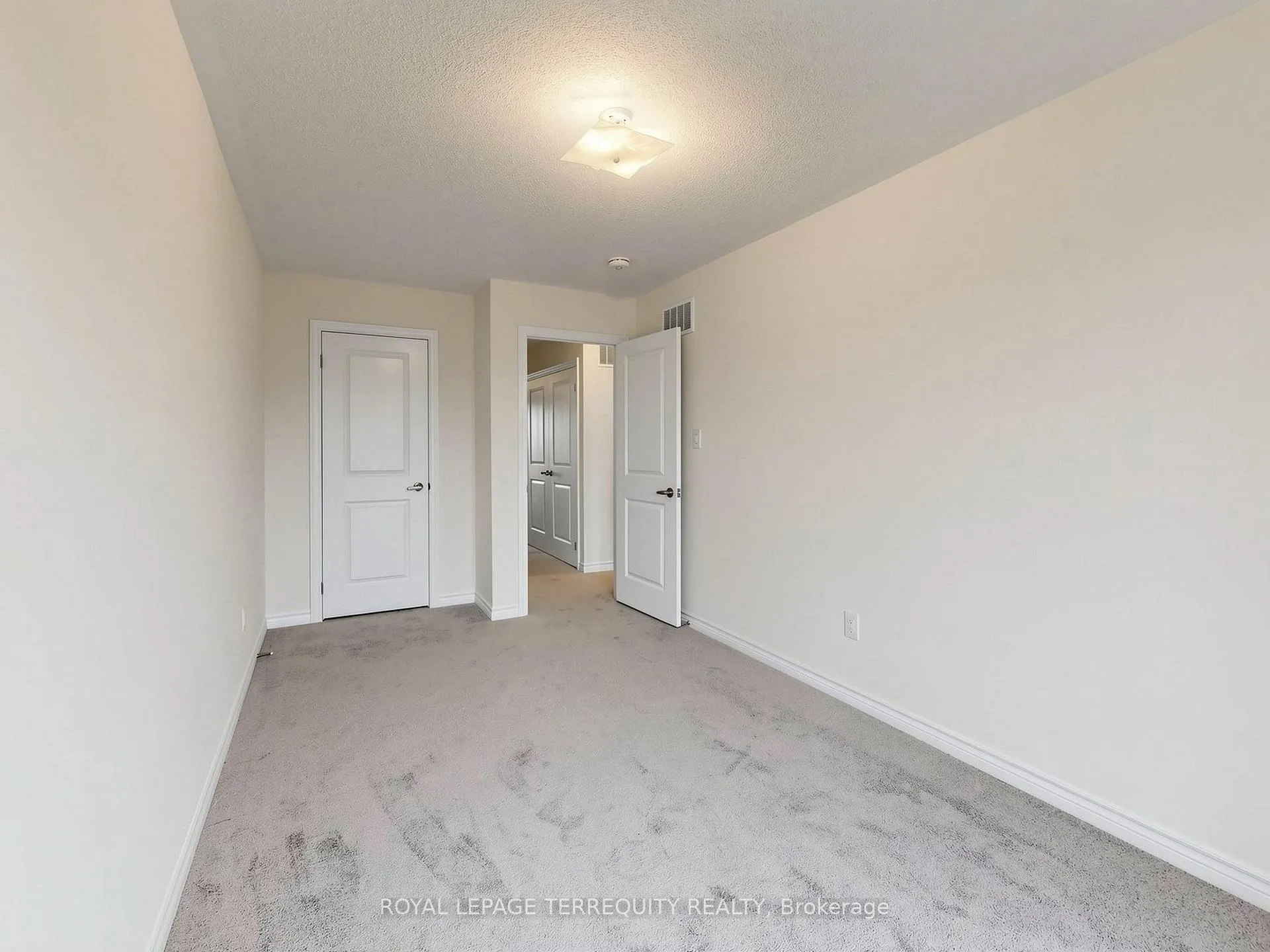 Photo 15 of 293 Swan Park Road, Markham, Greensborough — HOMEH
