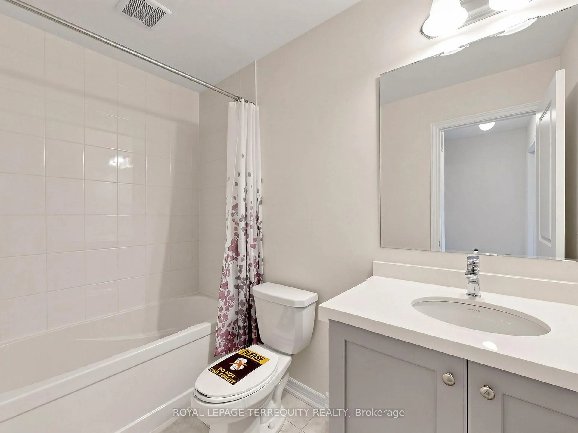 Photo 18 of 293 Swan Park Road, Markham, Greensborough — HOMEH
