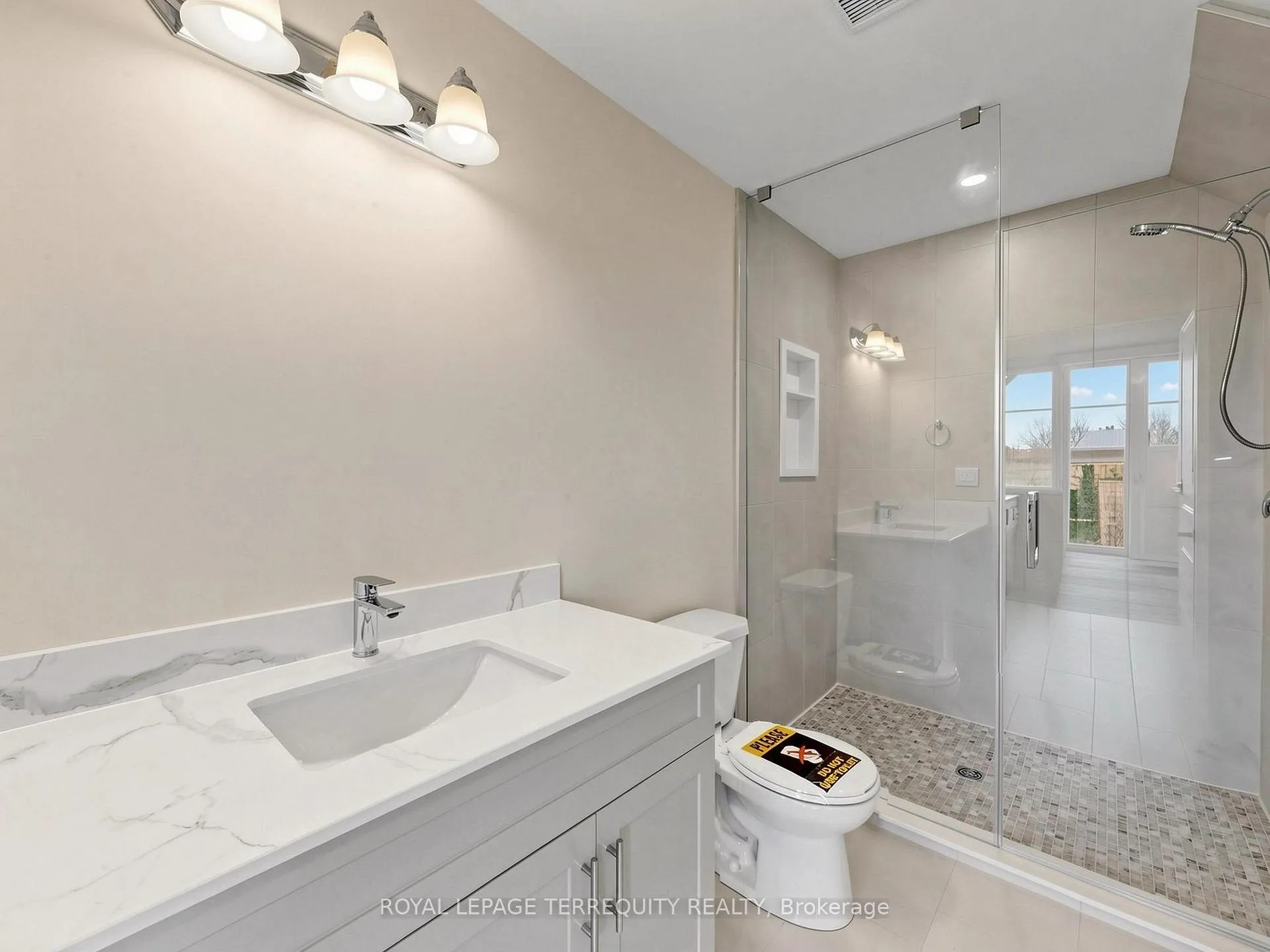 Photo 23 of 293 Swan Park Road, Markham, Greensborough — HOMEH