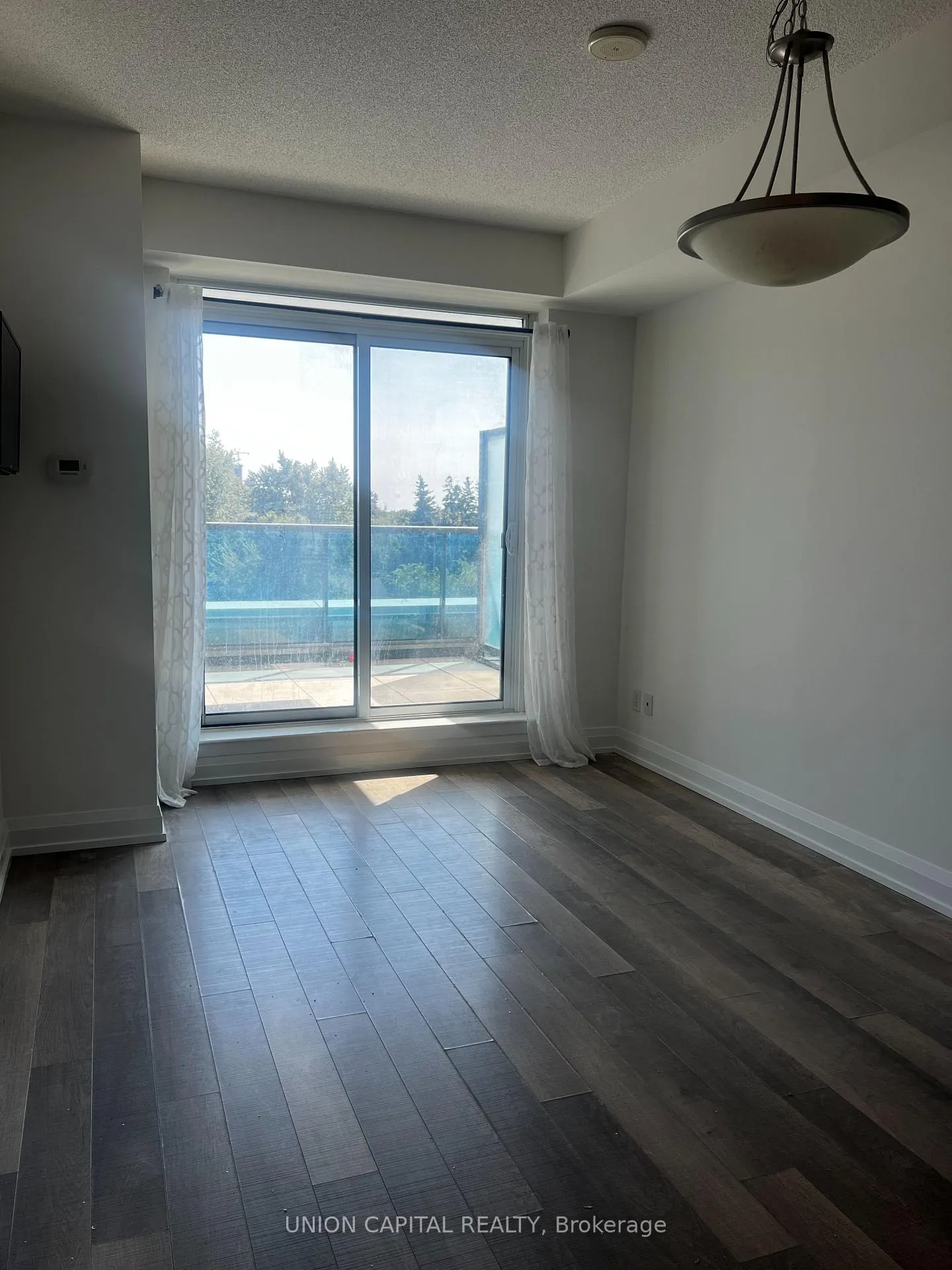 Photo 4 of Unit 420, 7167 Yonge Street, Markham, Grandview — HOMEH