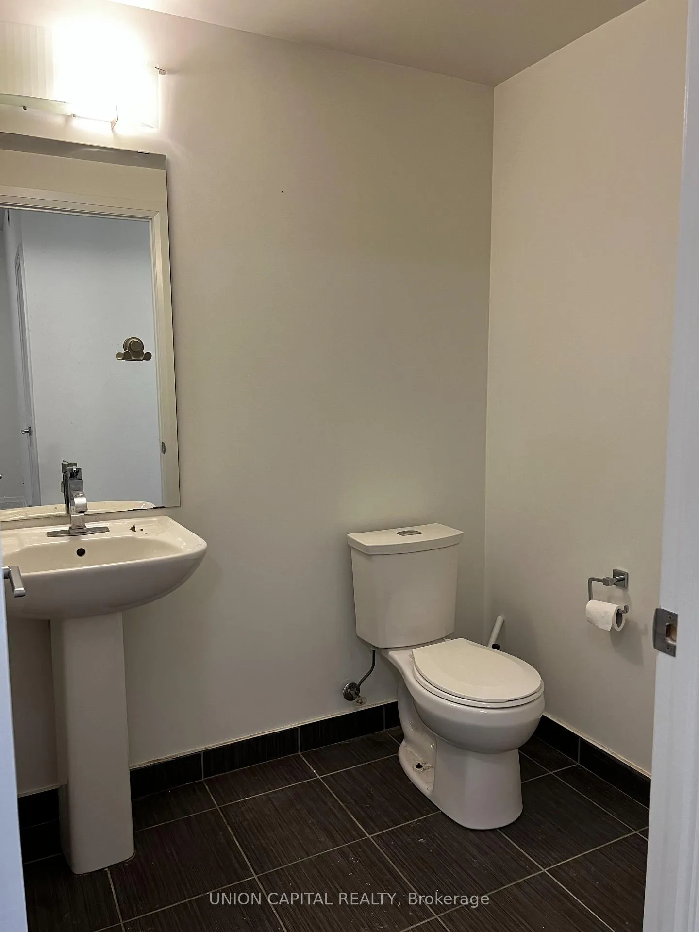 Photo 9 of Unit 420, 7167 Yonge Street, Markham, Grandview — HOMEH