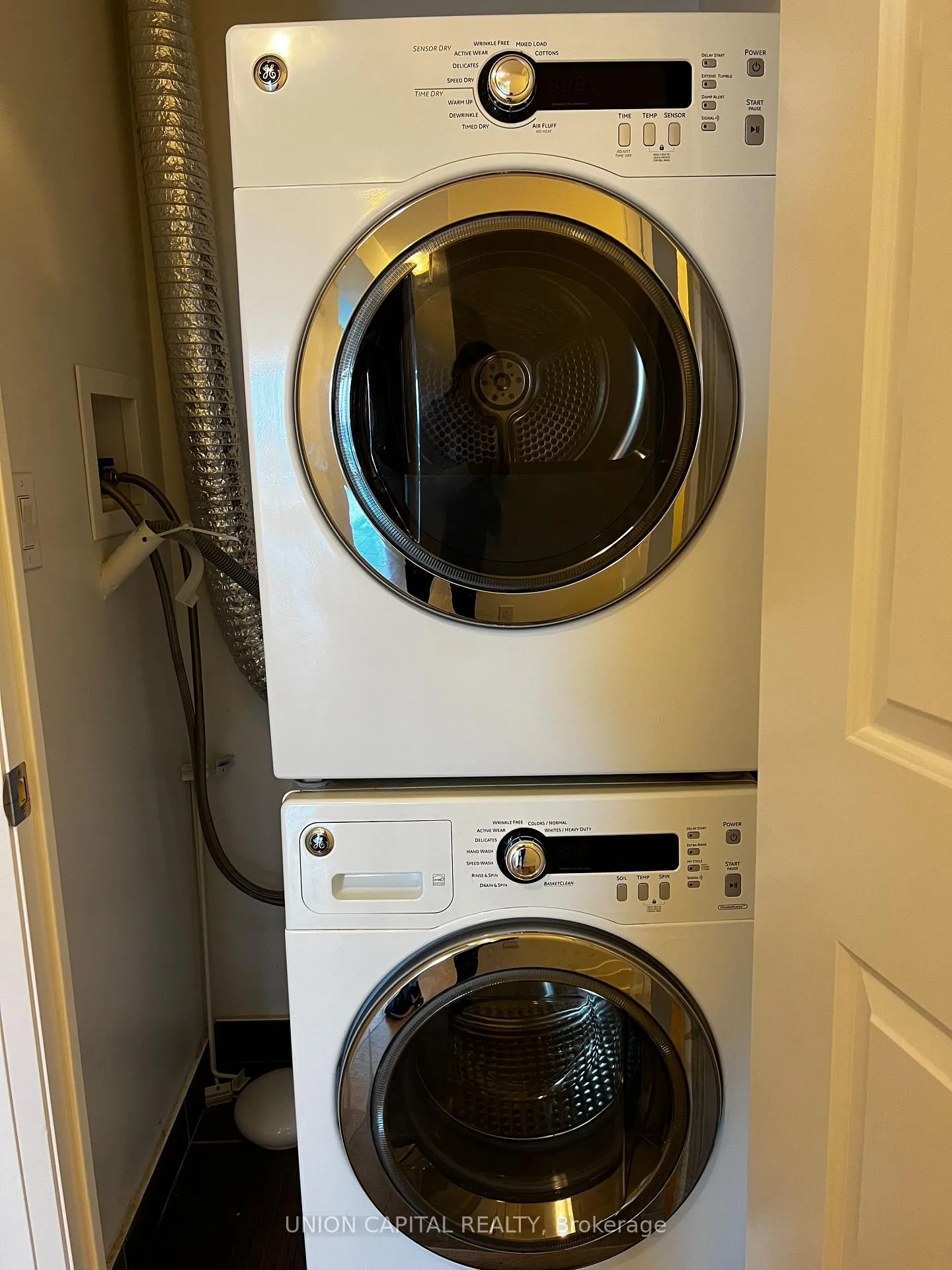 Photo 10 of Unit 420, 7167 Yonge Street, Markham, Grandview — HOMEH