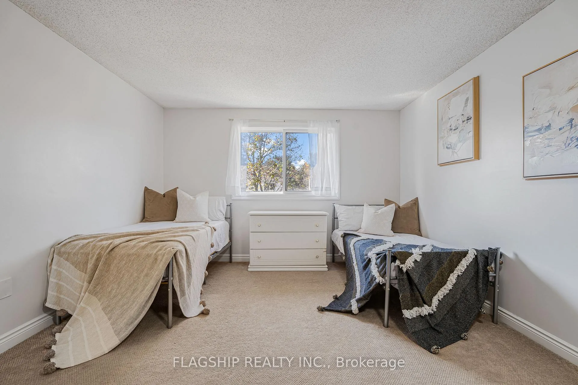 Photo 24 of 54 George Reynolds Drive, Clarington, Courtice — HOMEH