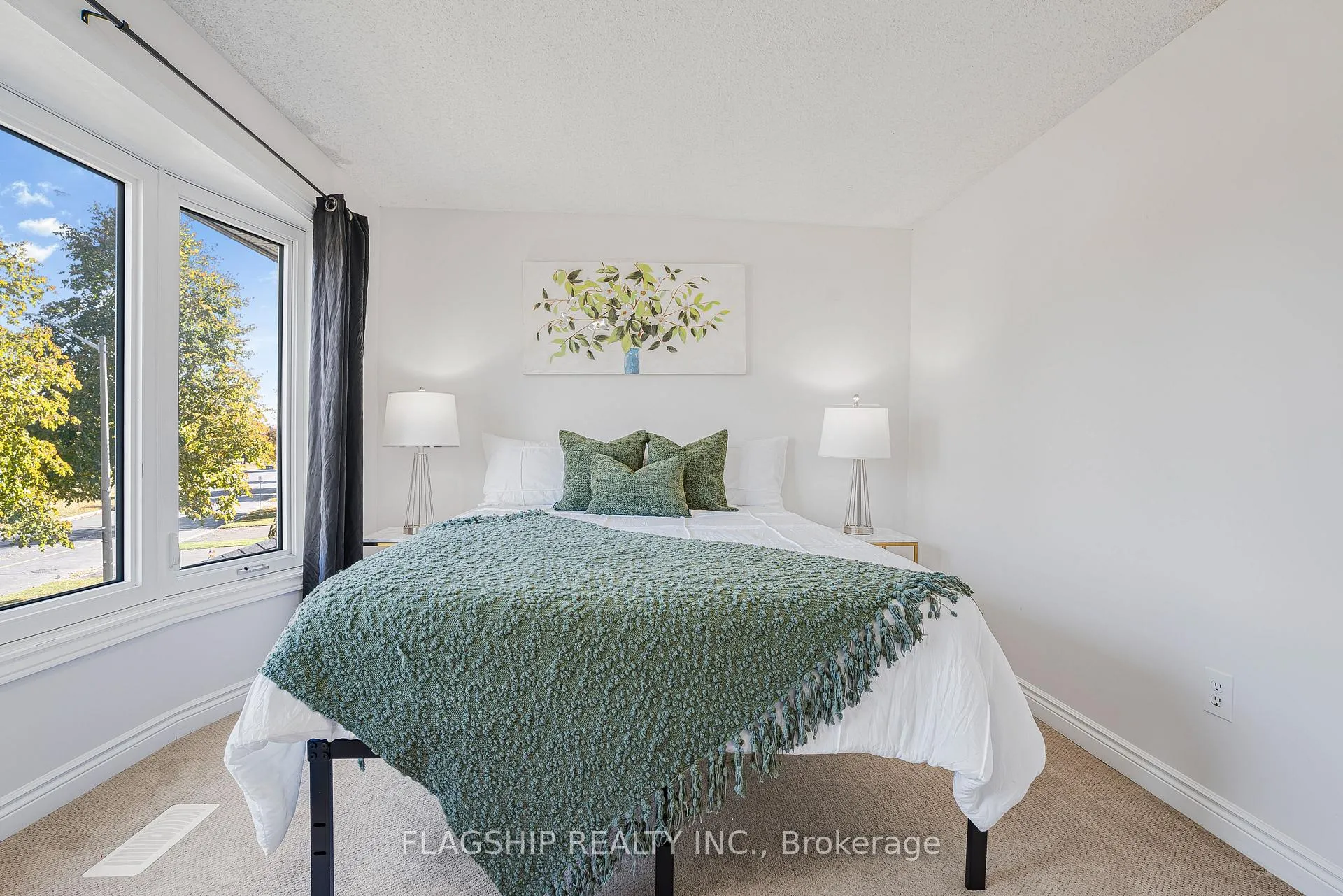 Photo 26 of 54 George Reynolds Drive, Clarington, Courtice — HOMEH