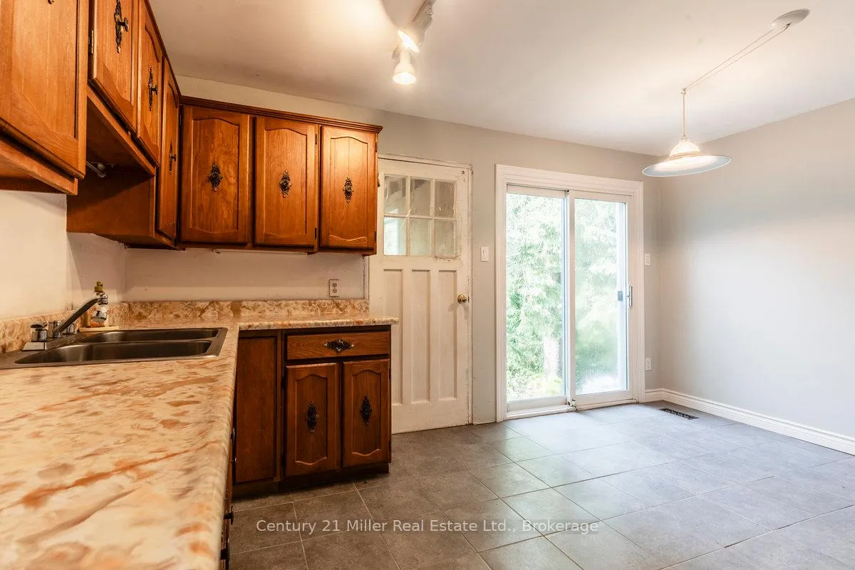 Photo 12 of 15836 Airport Road, Caledon, Caledon East — HOMEH