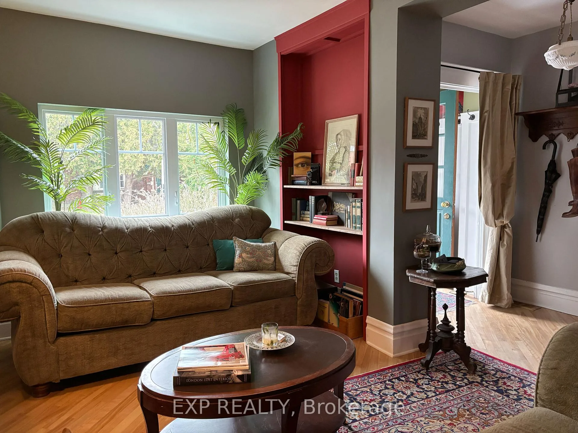 Photo 3 of 145 Blackburn Avenue, Ottawa, Sandy Hill — HOMEH