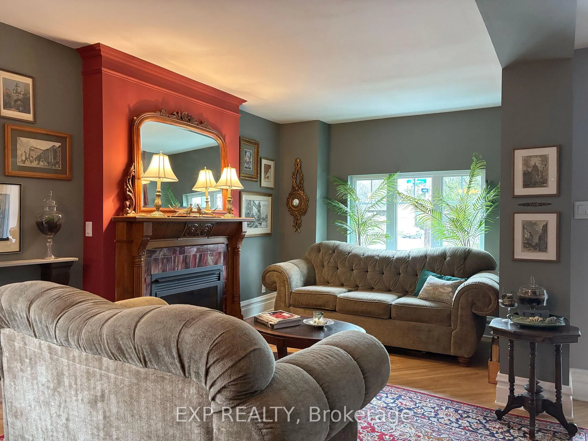 Photo 4 of 145 Blackburn Avenue, Ottawa, Sandy Hill — HOMEH