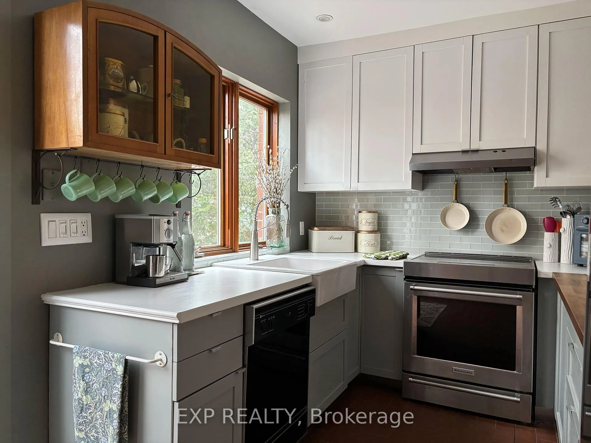 Photo 11 of 145 Blackburn Avenue, Ottawa, Sandy Hill — HOMEH