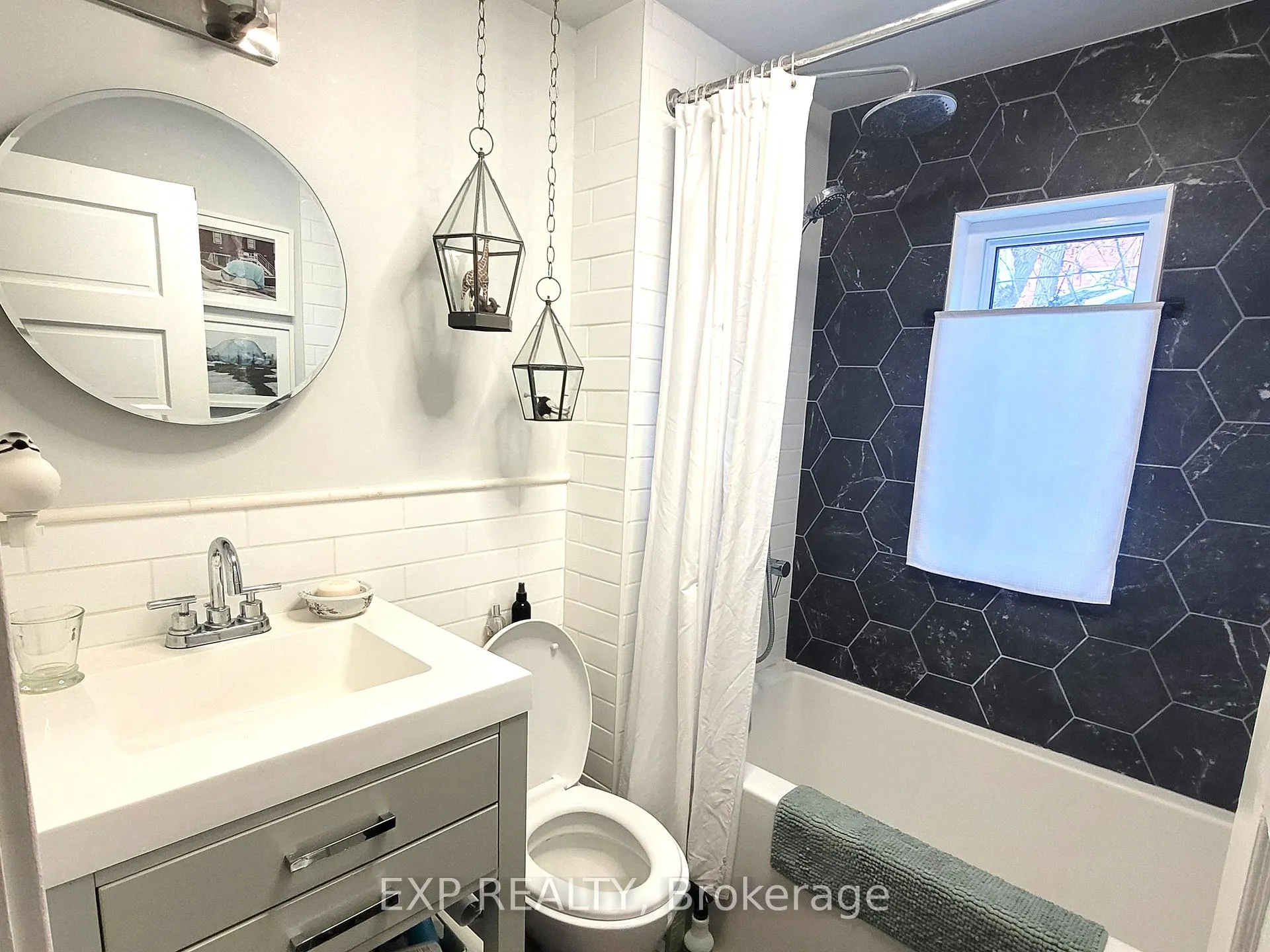Photo 13 of 145 Blackburn Avenue, Ottawa, Sandy Hill — HOMEH
