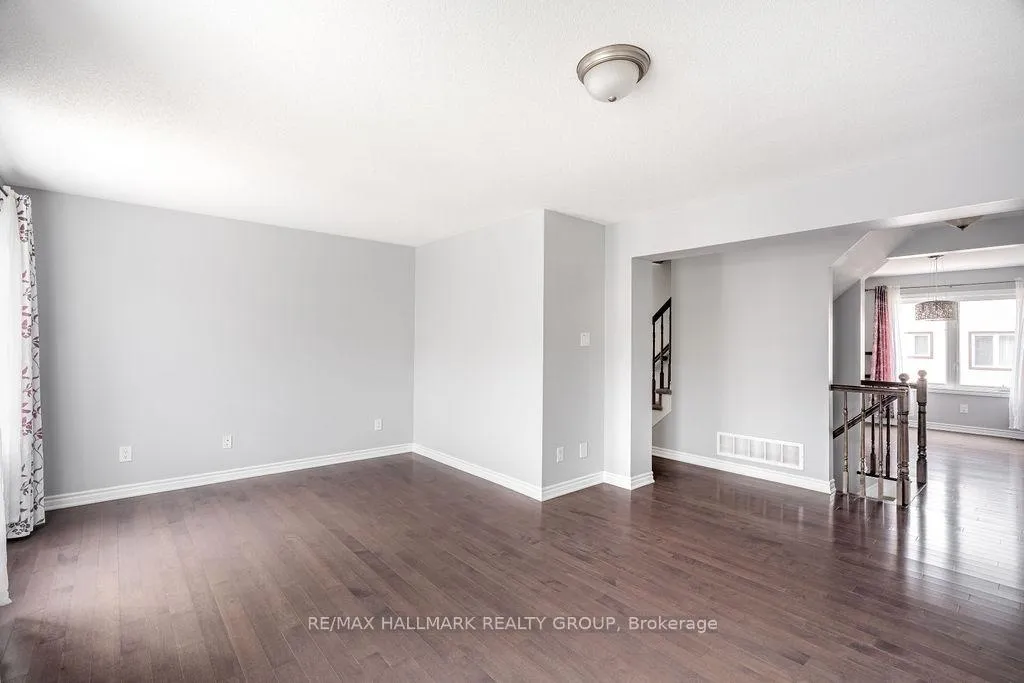 Photo 16 of 502 Coldwater Crescent, Ottawa, Kanata - Emerald Meadows/Trailwest — HOMEH