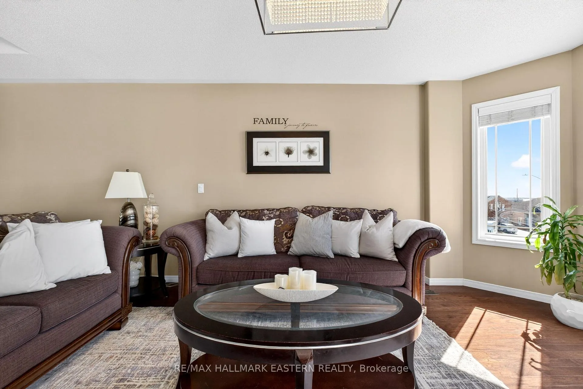 Photo 22 of 582 Clancy Crescent, Peterborough, Otonabee Ward 1 — HOMEH