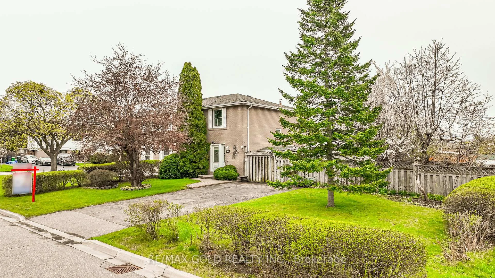 Photo 1 of 64 Dalraith Crescent, Brampton, Southgate — HOMEH