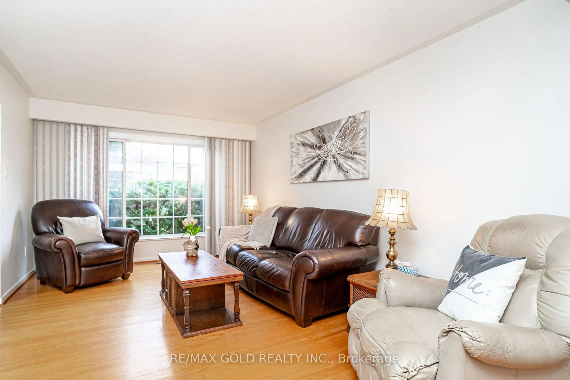 Photo 8 of 64 Dalraith Crescent, Brampton, Southgate — HOMEH