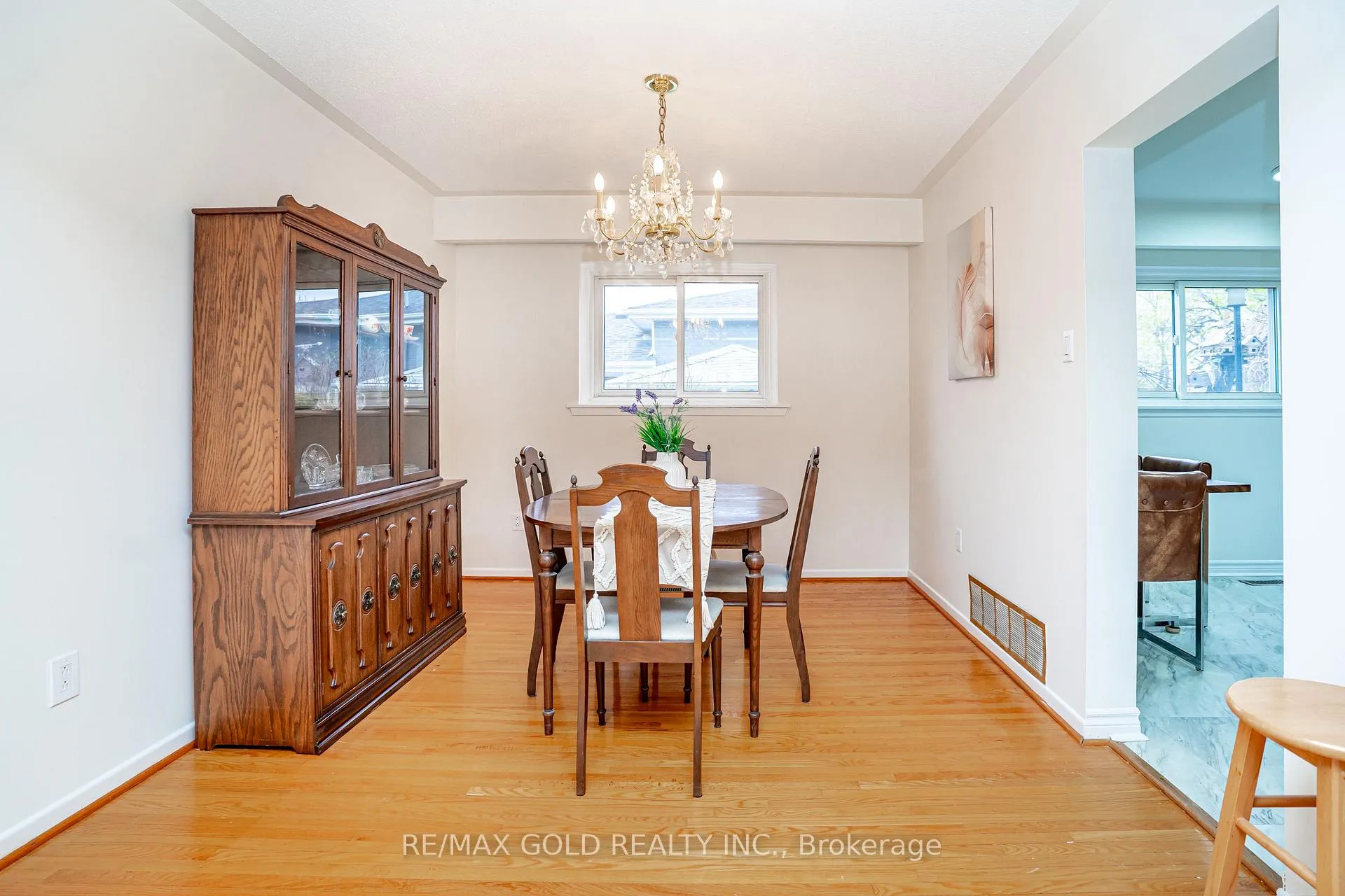 Photo 11 of 64 Dalraith Crescent, Brampton, Southgate — HOMEH