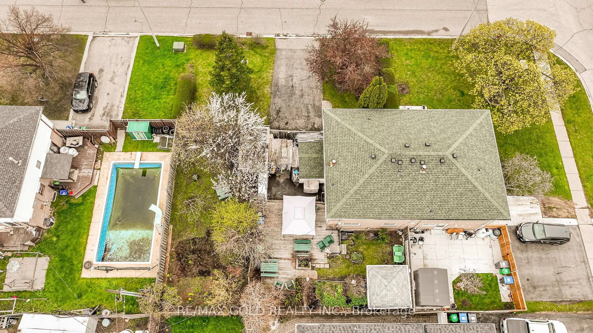 Photo 41 of 64 Dalraith Crescent, Brampton, Southgate — HOMEH