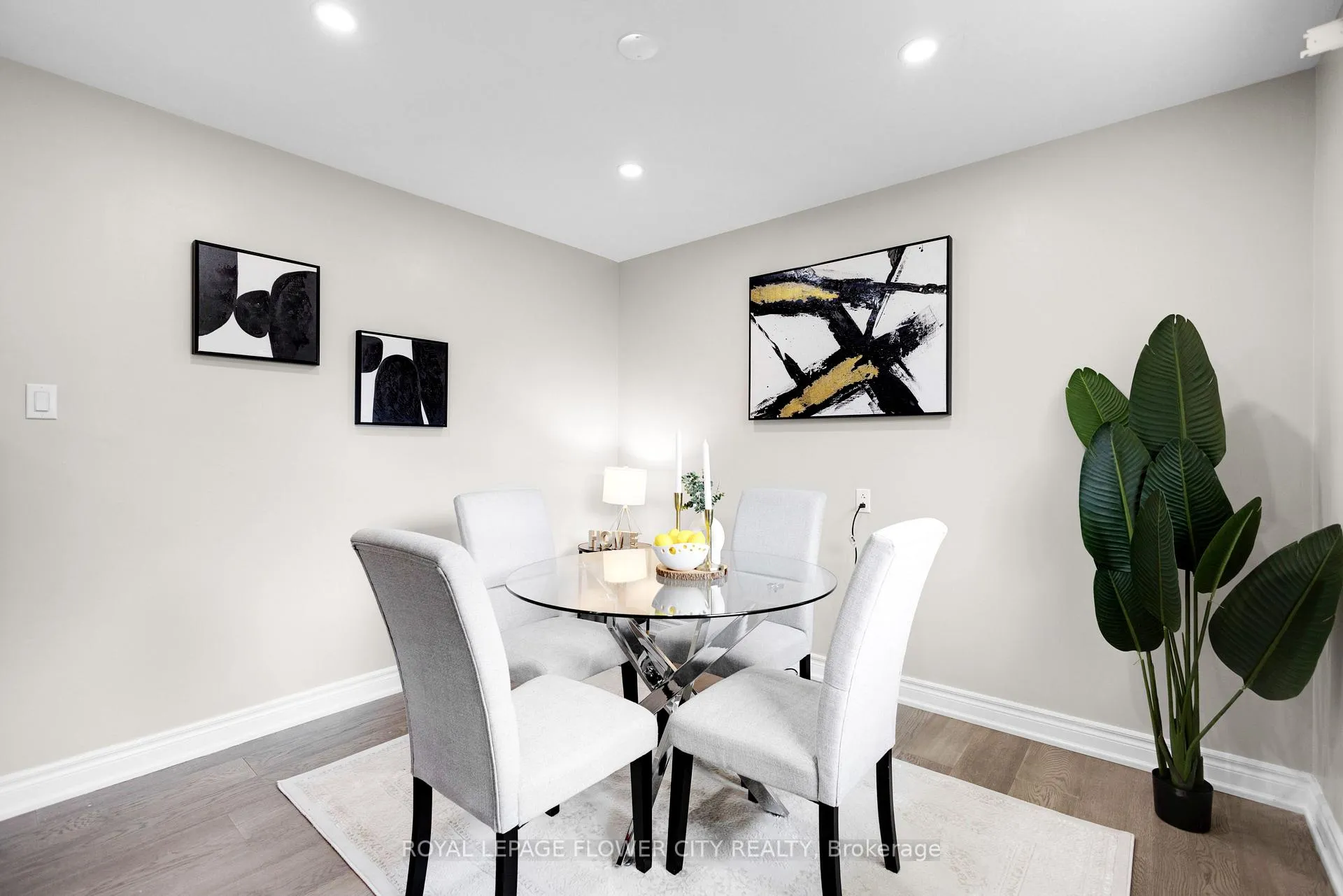 Photo 16 of 470 Franklin Street N, Kitchener — HOMEH