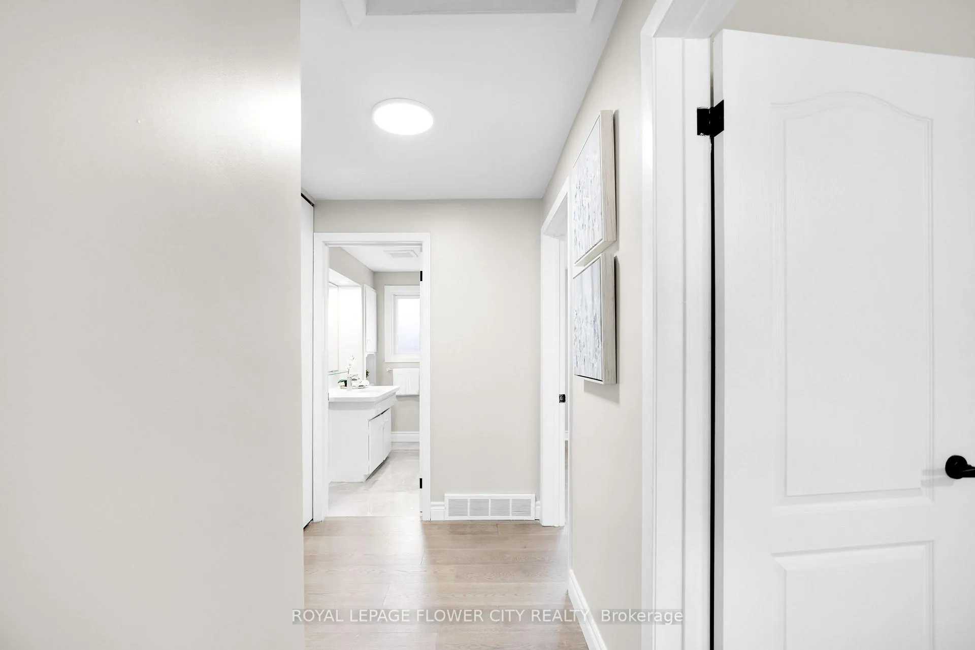Photo 19 of 470 Franklin Street N, Kitchener — HOMEH