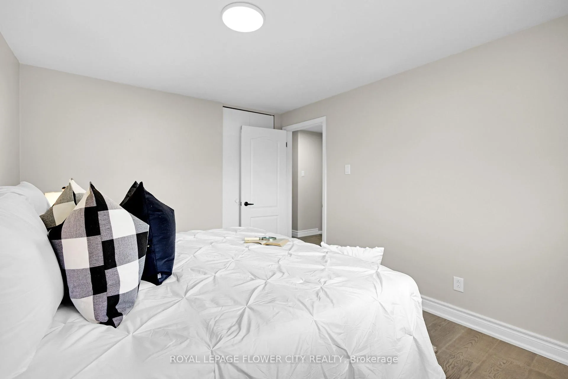 Photo 30 of 470 Franklin Street N, Kitchener — HOMEH
