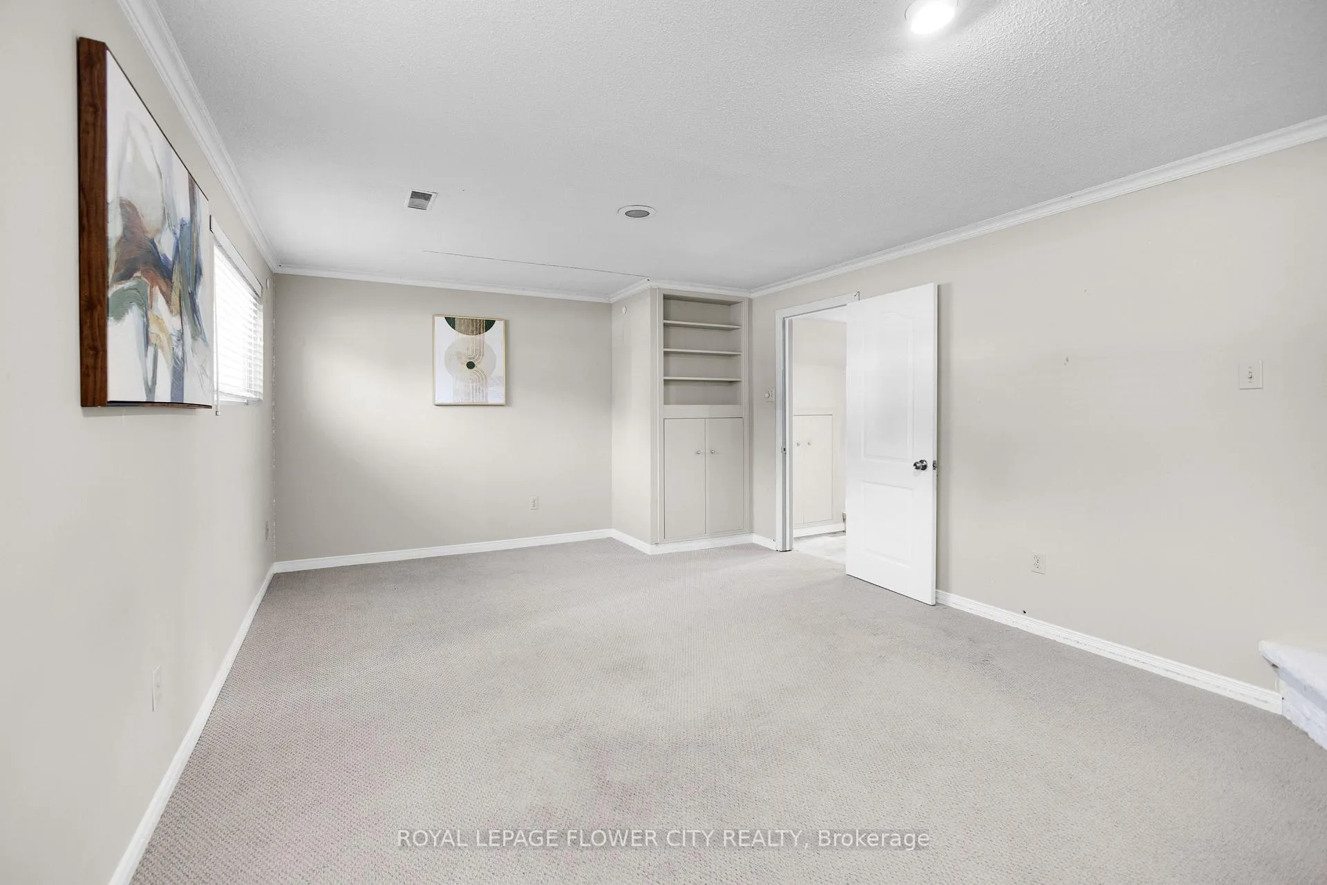 Photo 38 of 470 Franklin Street N, Kitchener — HOMEH