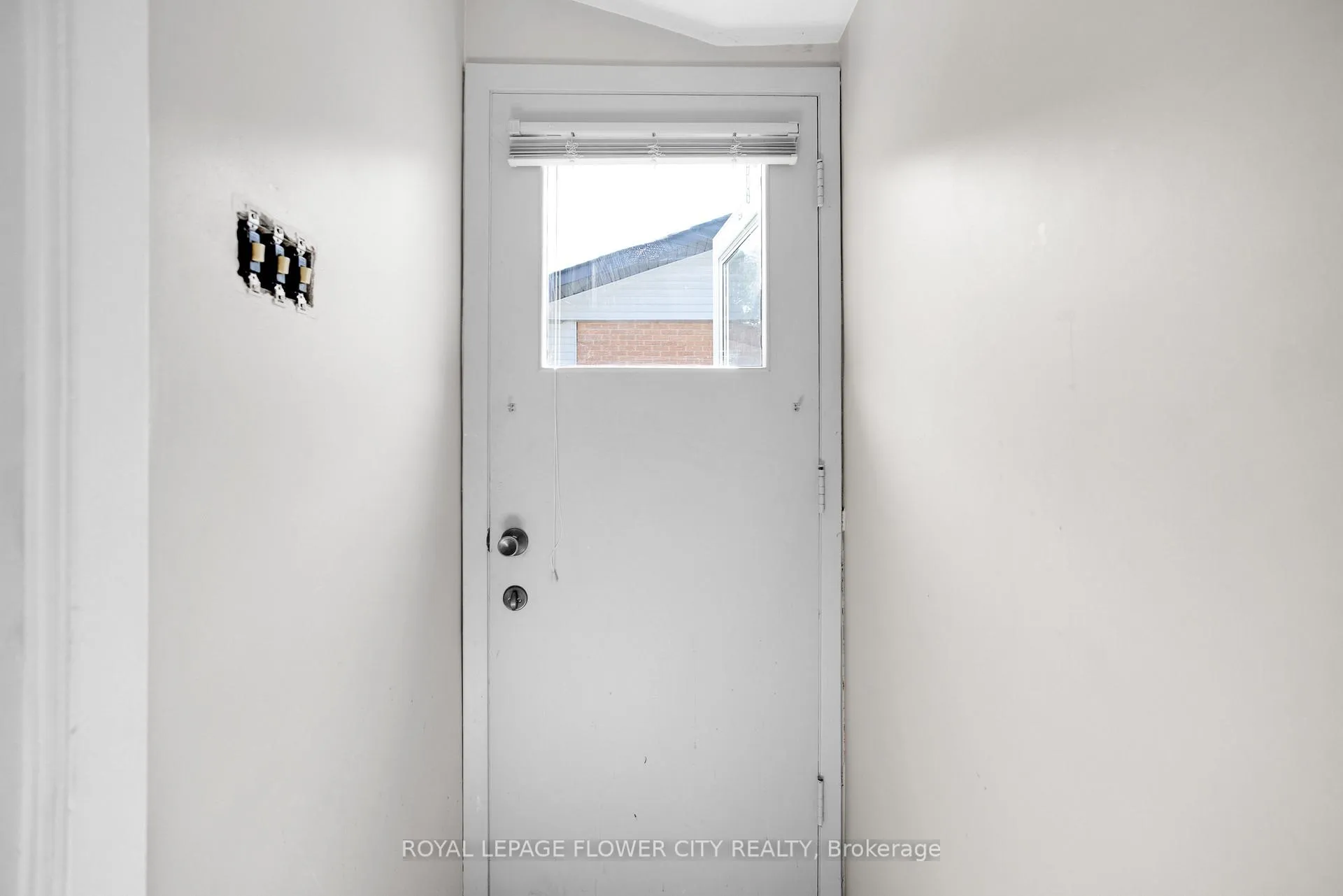 Photo 43 of 470 Franklin Street N, Kitchener — HOMEH
