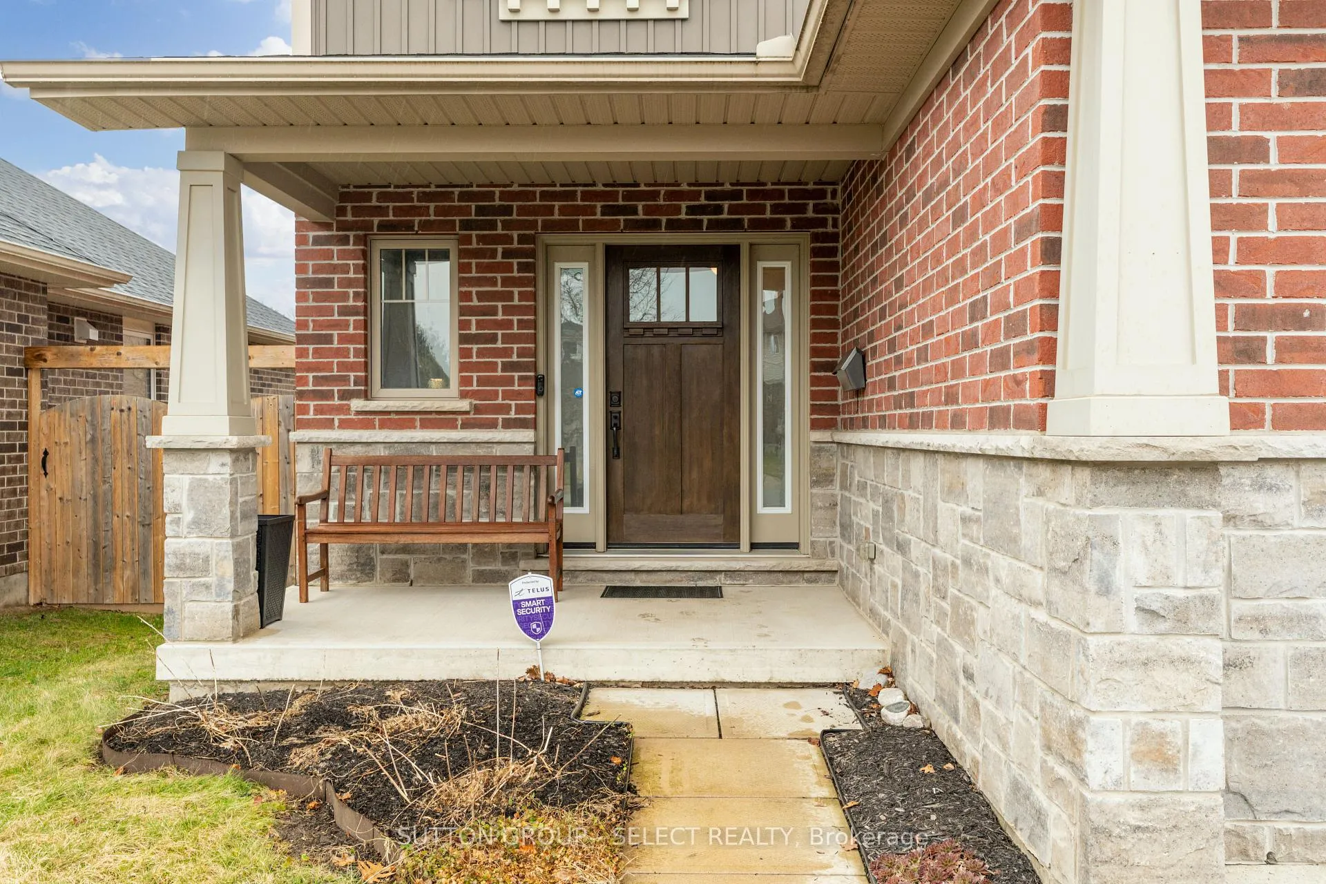 Photo 2 of 173 Tarry Parkway, Aylmer — HOMEH