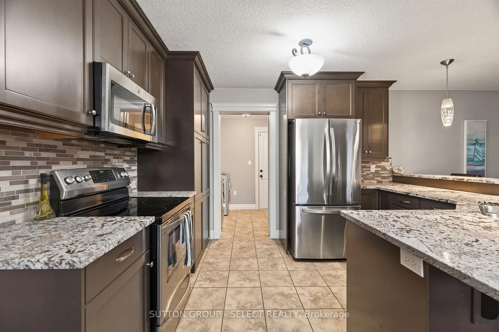 Photo 13 of 173 Tarry Parkway, Aylmer — HOMEH