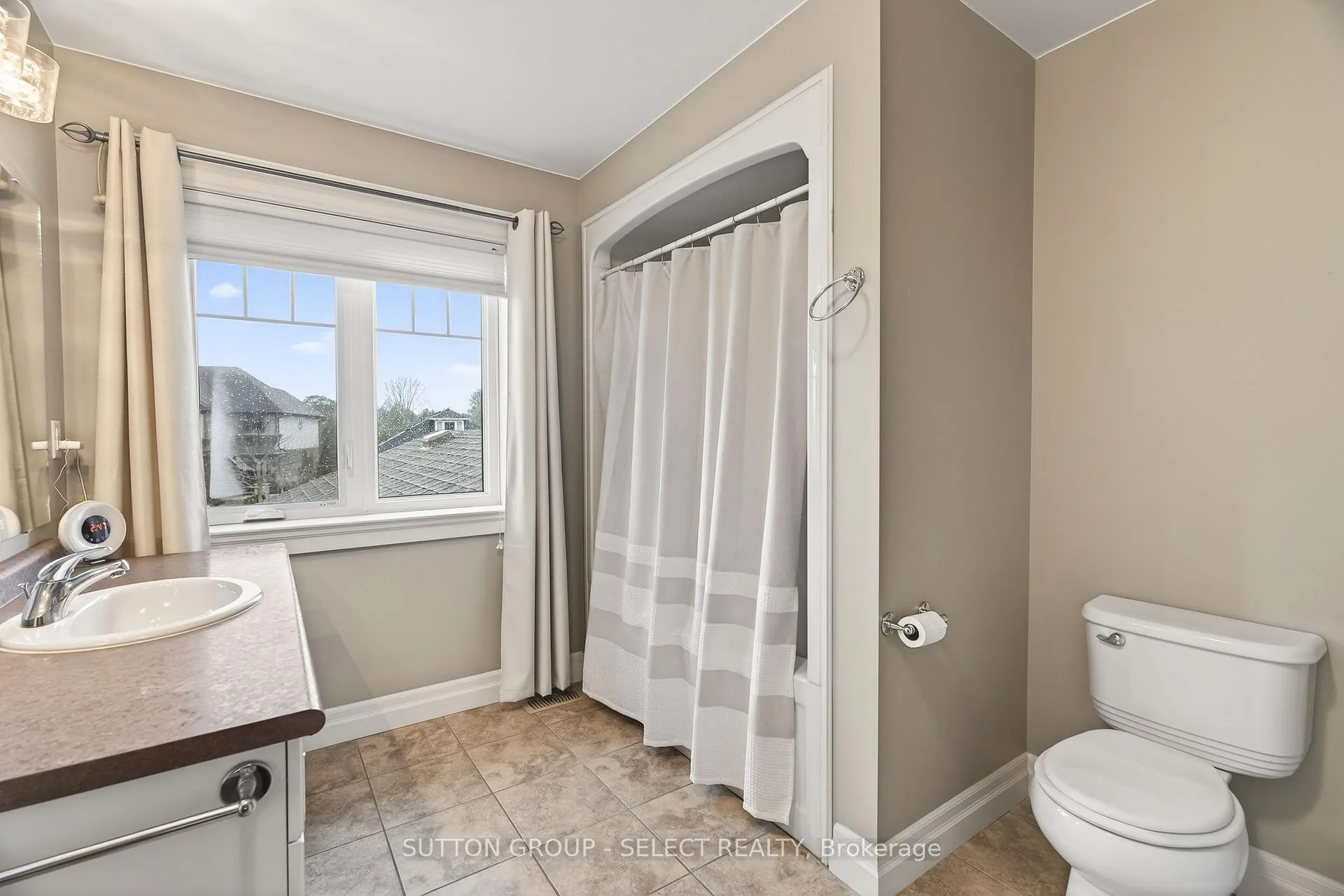 Photo 24 of 173 Tarry Parkway, Aylmer — HOMEH