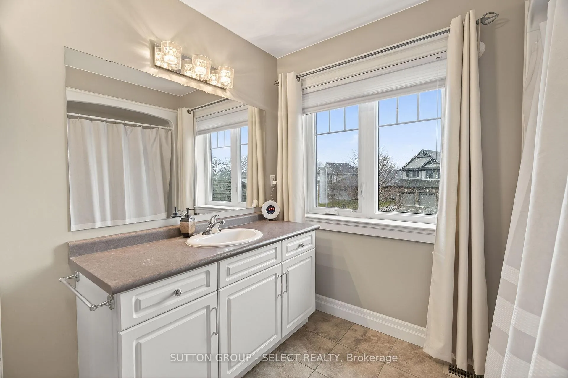 Photo 25 of 173 Tarry Parkway, Aylmer — HOMEH