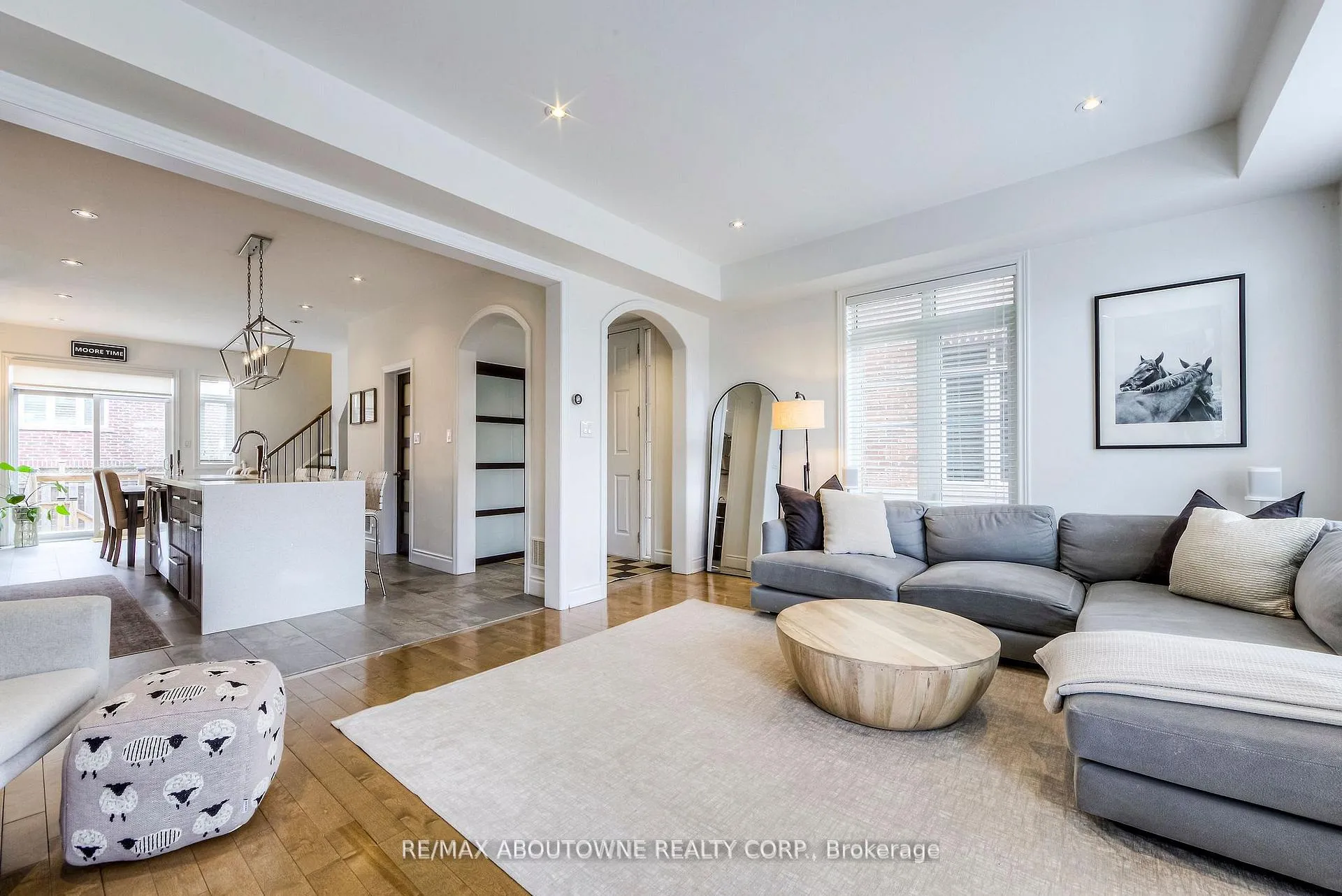 Photo 7 of 321 Dalesford Road, Etobicoke, Stonegate-Queensway — HOMEH