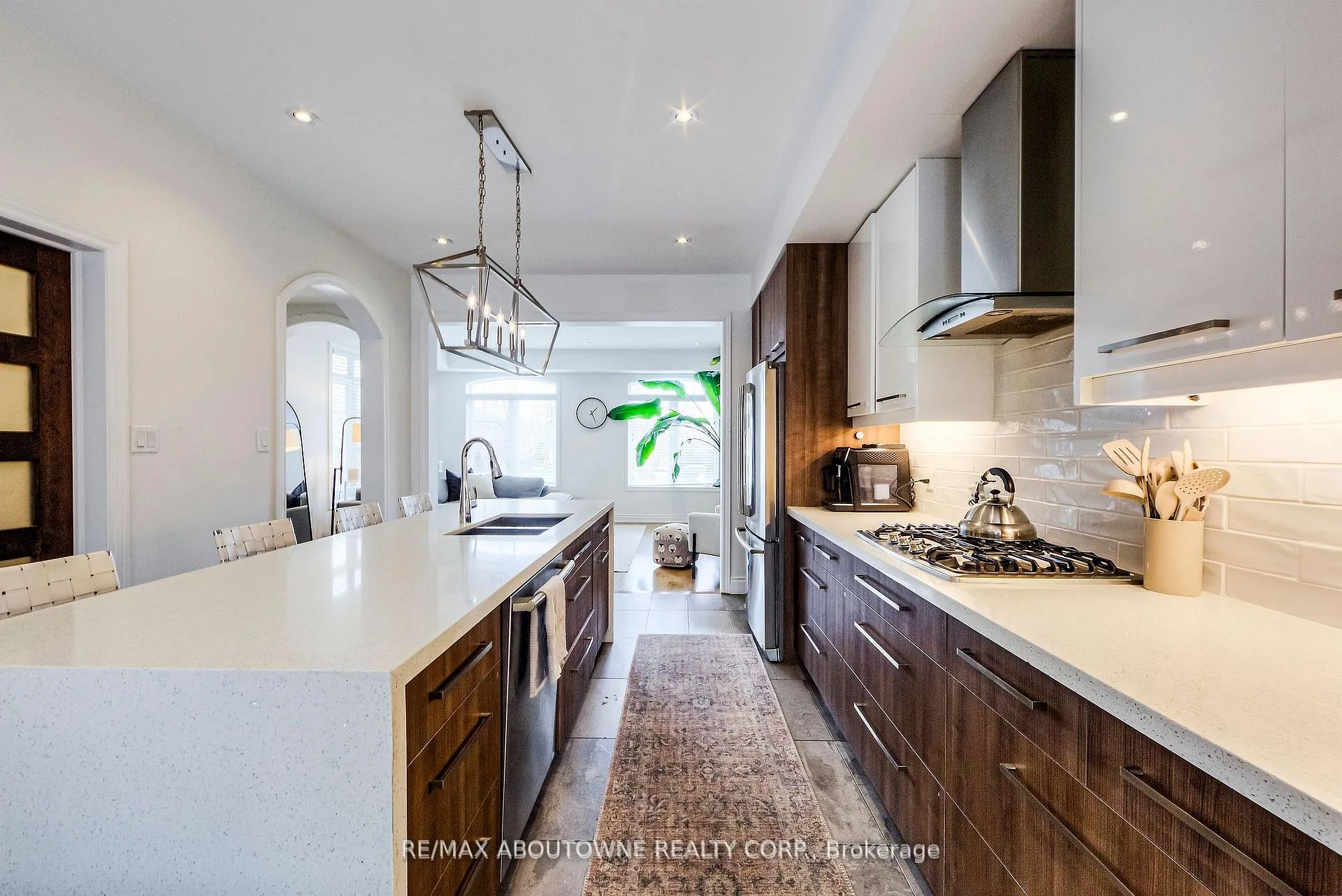 Photo 15 of 321 Dalesford Road, Etobicoke, Stonegate-Queensway — HOMEH