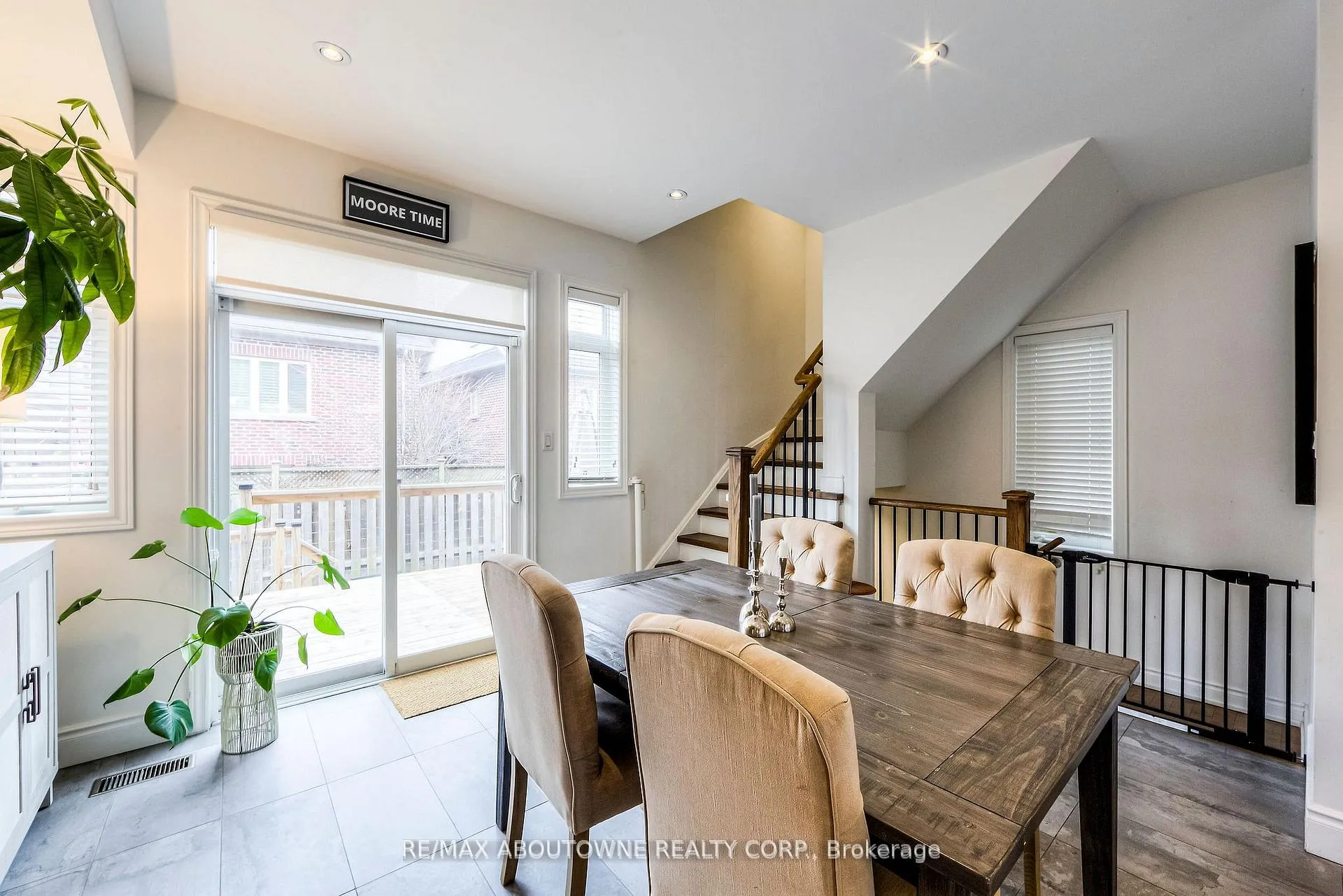 Photo 17 of 321 Dalesford Road, Etobicoke, Stonegate-Queensway — HOMEH