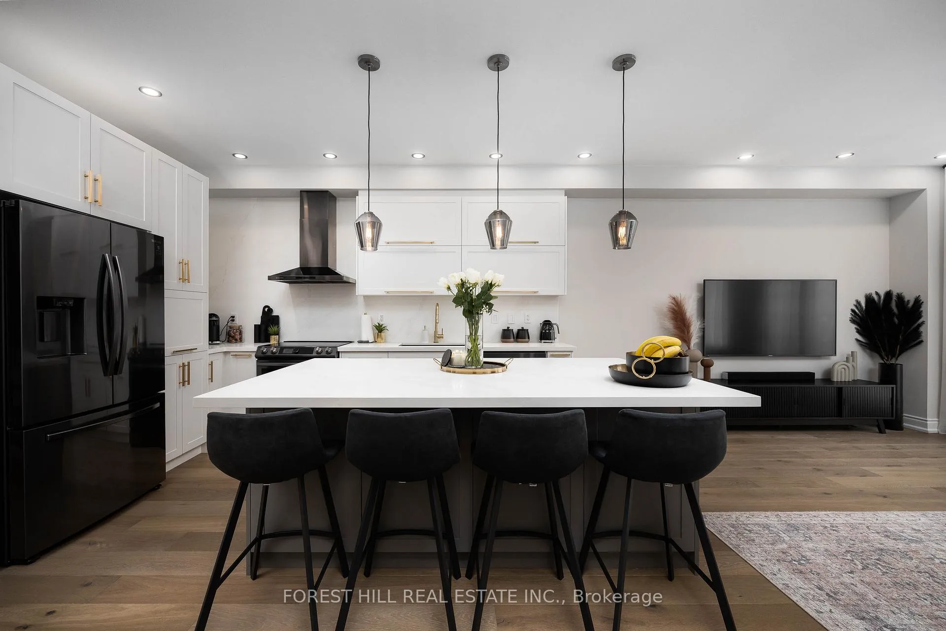 Photo 5 of 97 Bristlewood Crescent, Vaughan, Patterson — HOMEH