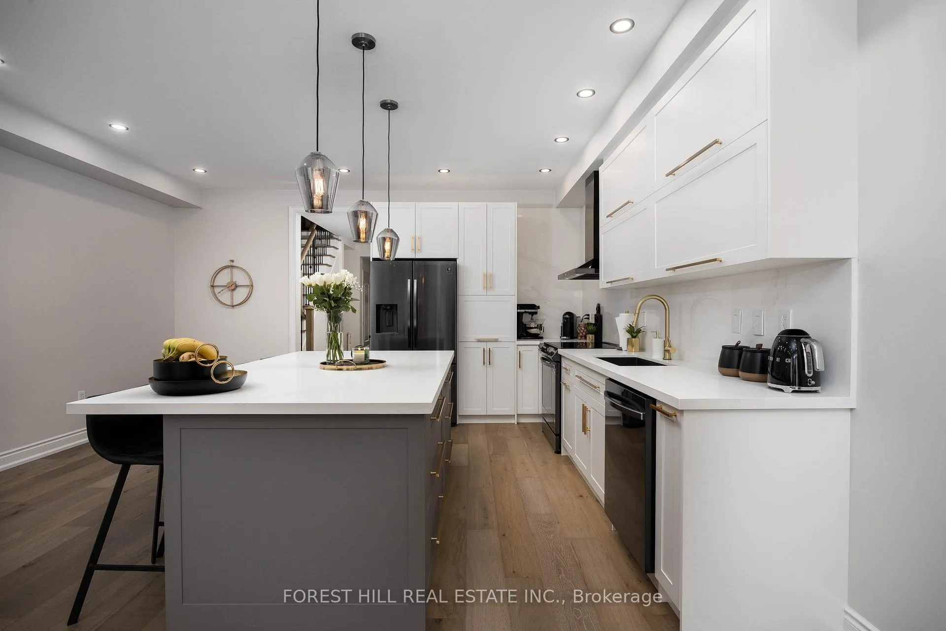 Photo 6 of 97 Bristlewood Crescent, Vaughan, Patterson — HOMEH
