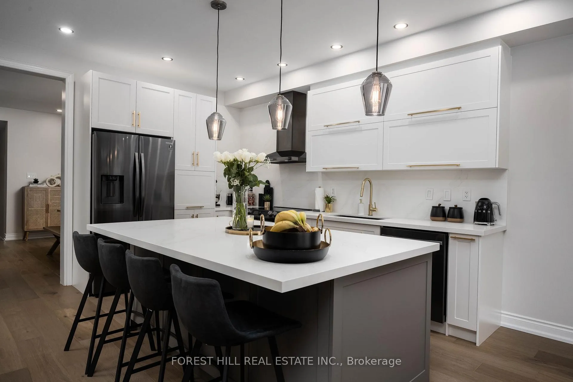 Photo 7 of 97 Bristlewood Crescent, Vaughan, Patterson — HOMEH
