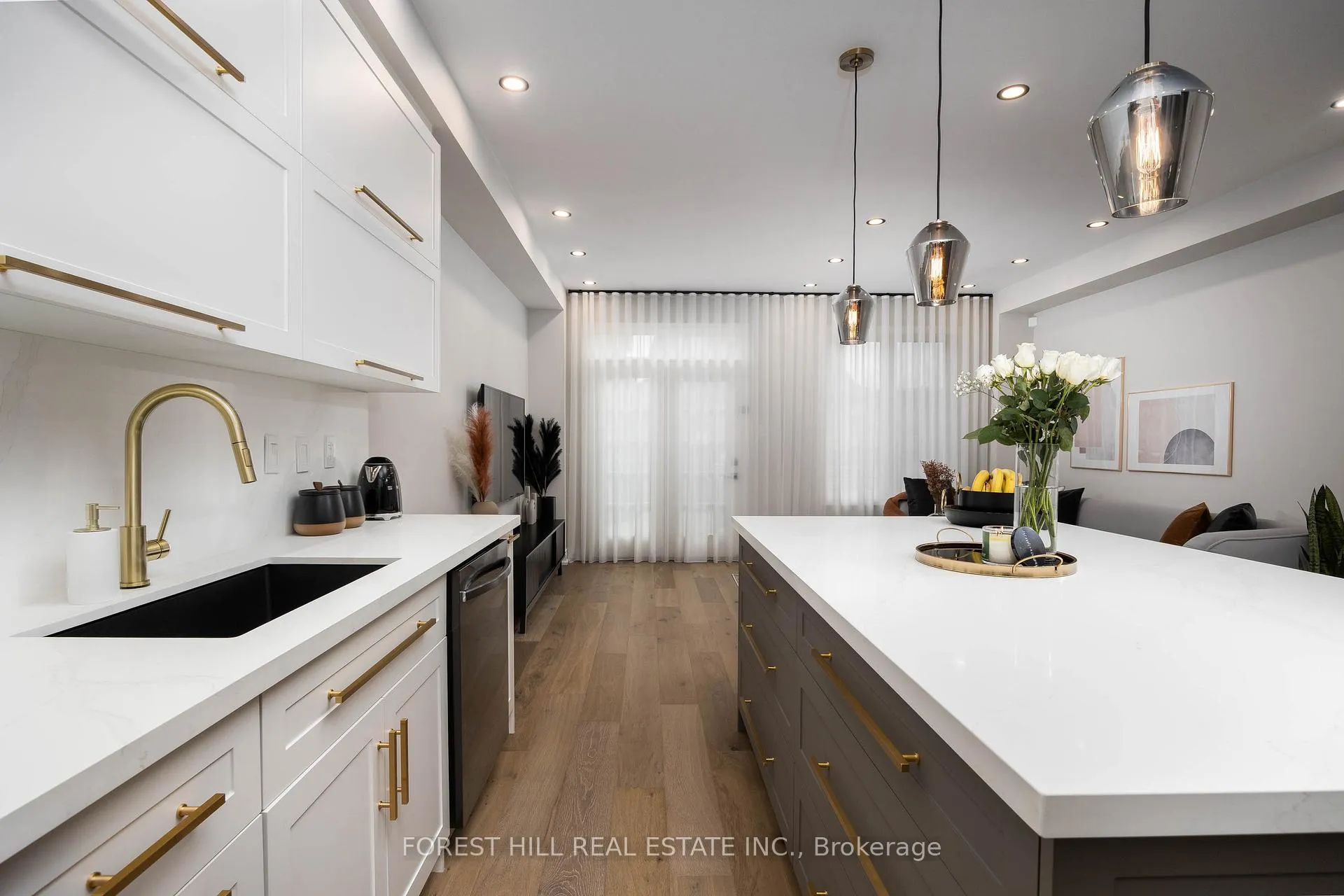 Photo 8 of 97 Bristlewood Crescent, Vaughan, Patterson — HOMEH