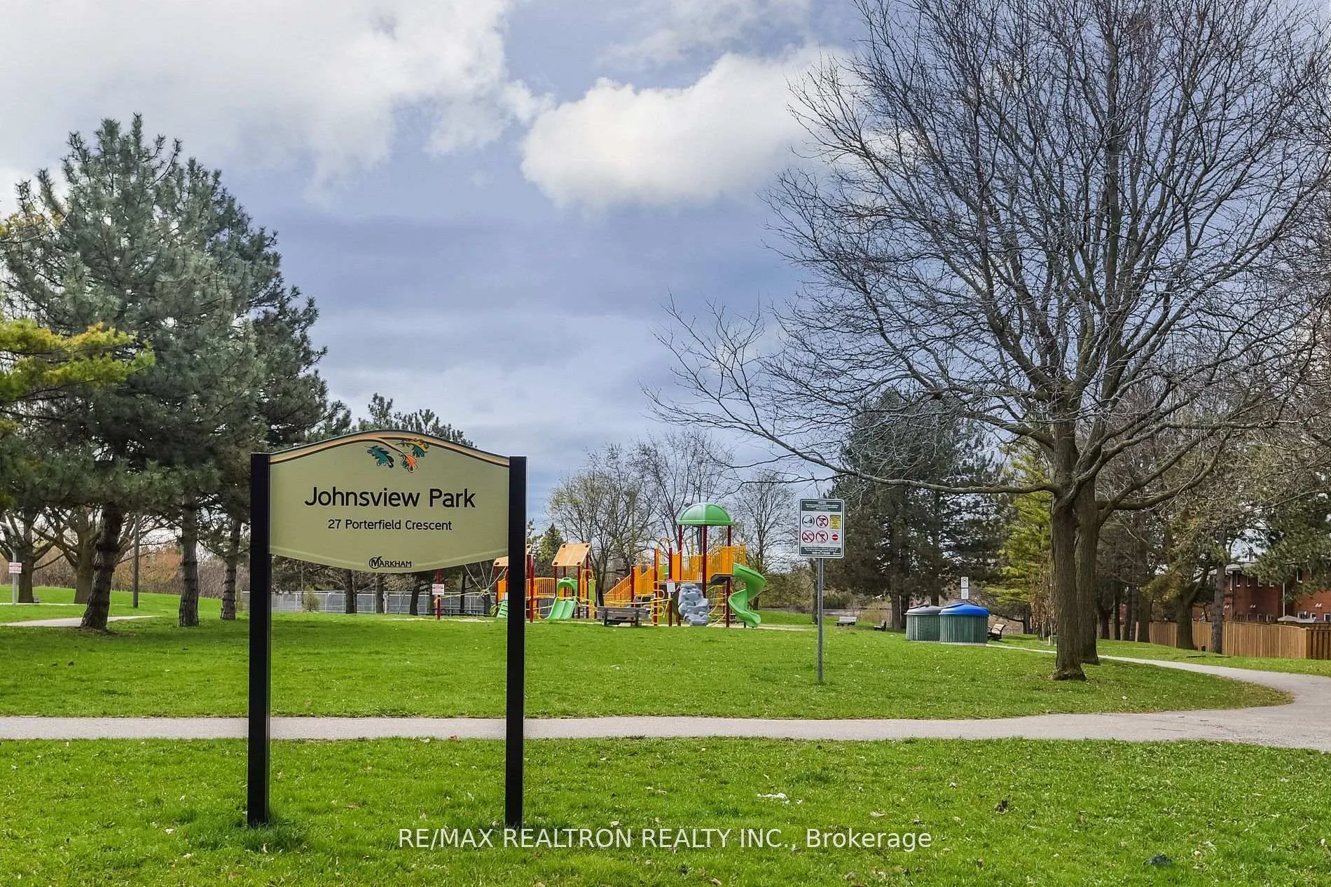 Photo 24 of 22 Porterfield Crescent, Markham, Aileen-Willowbrook — HOMEH