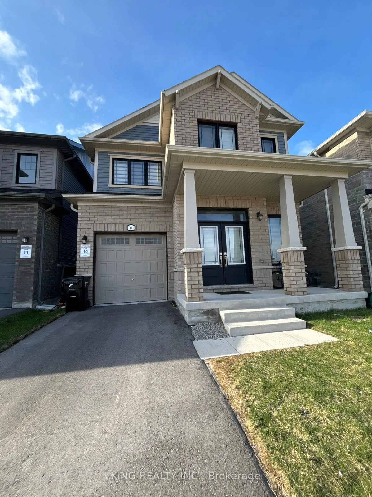 Photo 2 of 161 Fenchurch Manor, Barrie, Rural Barrie Southeast — HOMEH