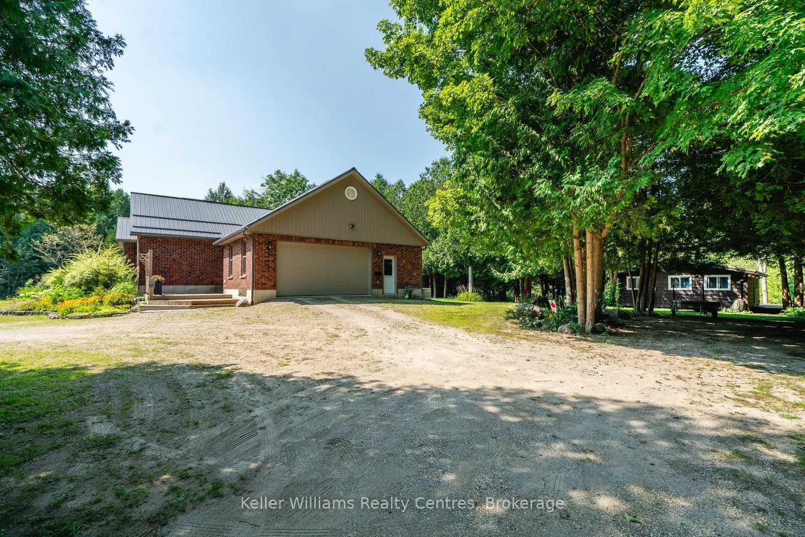 Photo 2 of 034660 Sideroad 5 NDR, West Grey — HOMEH