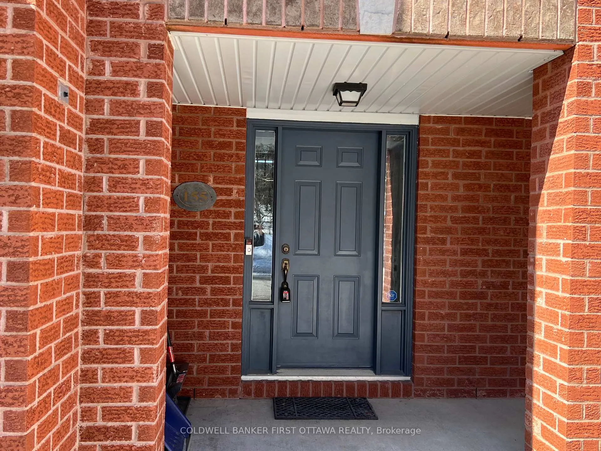 Photo 3 of 155 Gladeview Private, Ottawa, Upper Hunt Club — HOMEH