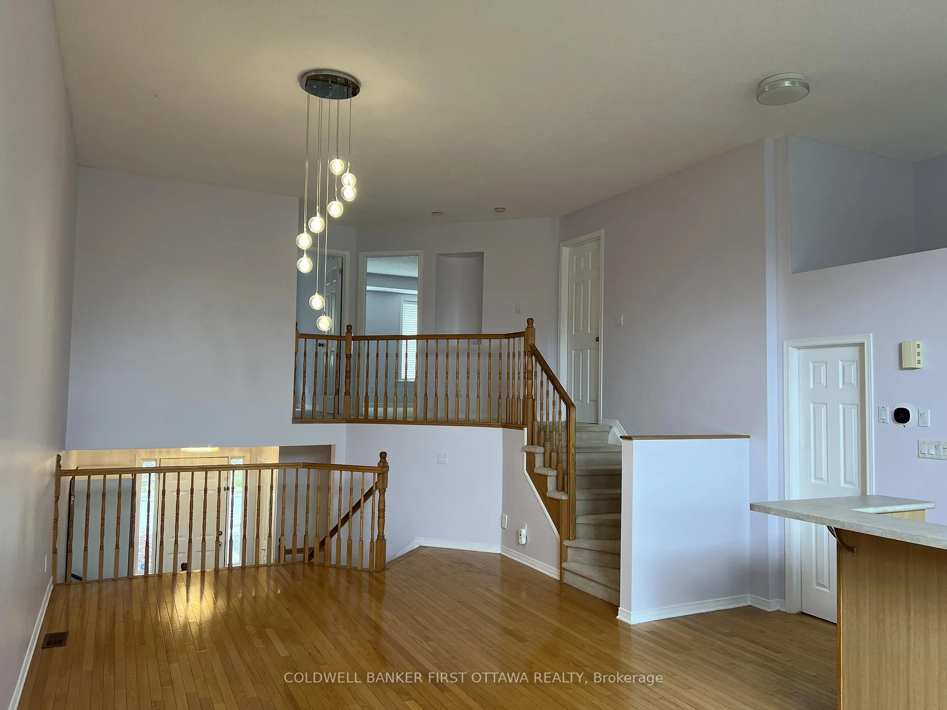 Photo 13 of 155 Gladeview Private, Ottawa, Upper Hunt Club — HOMEH