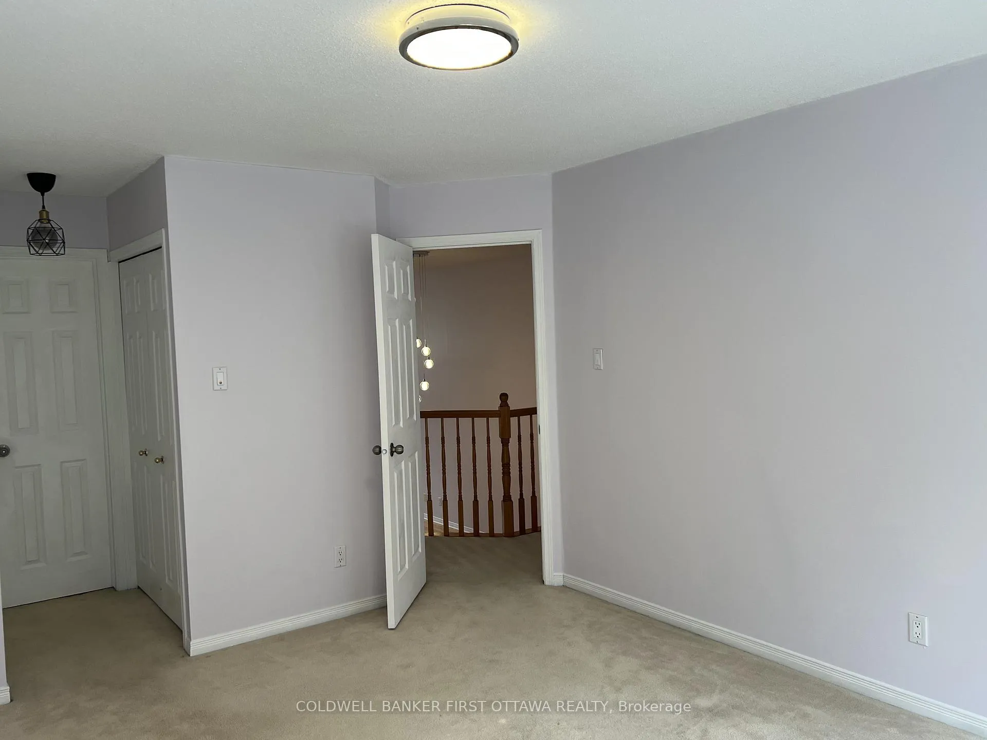 Photo 15 of 155 Gladeview Private, Ottawa, Upper Hunt Club — HOMEH