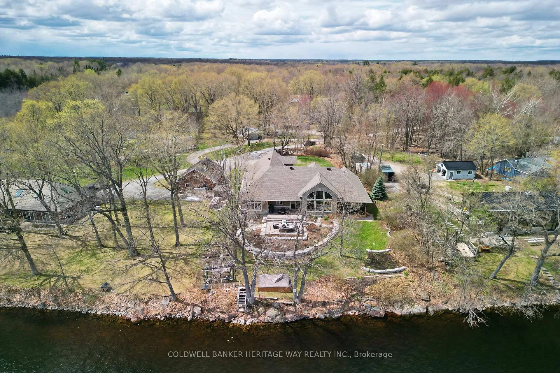 Photo 32 of 102 Heron Lane, Beckwith, Beckwith Twp — HOMEH