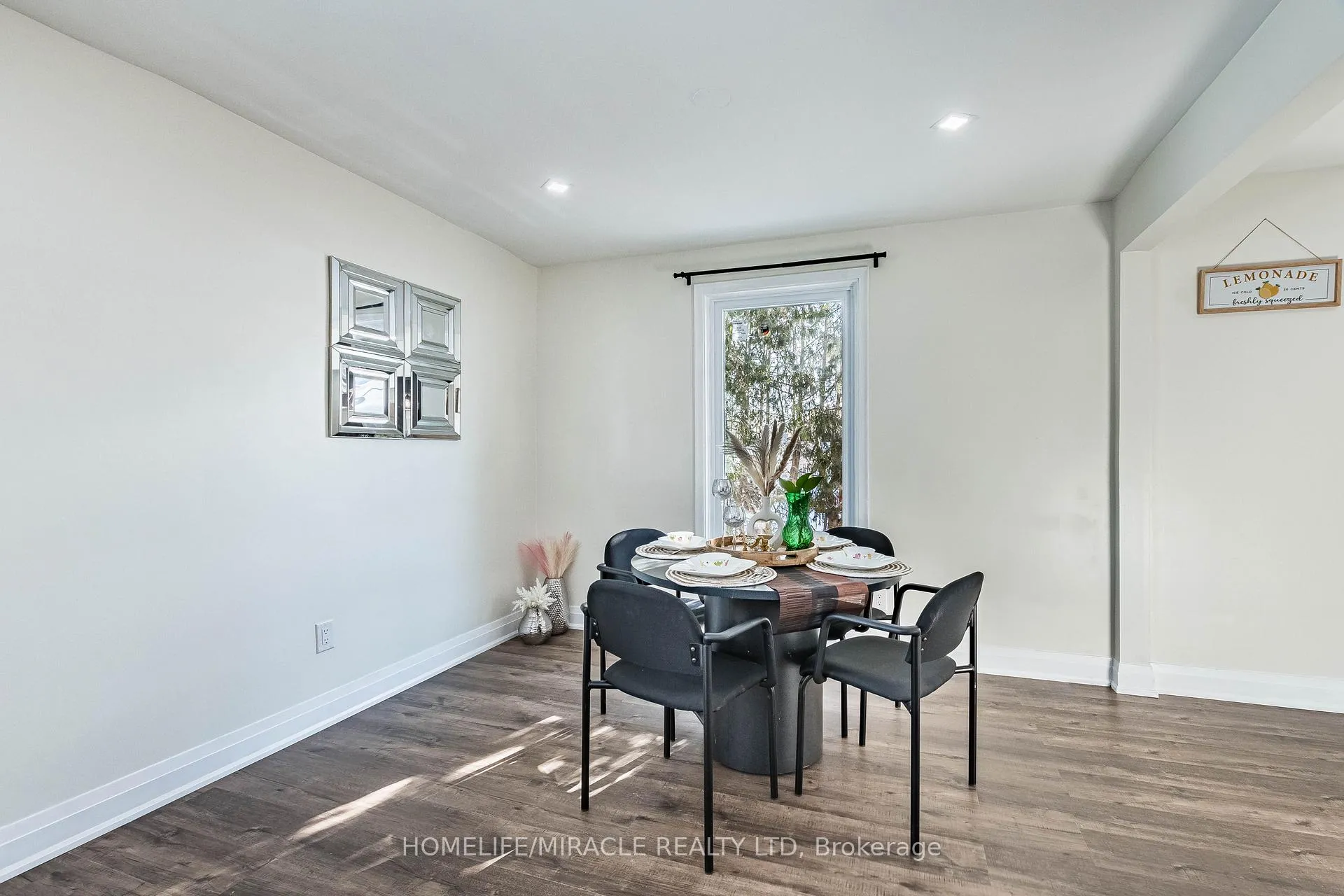 Photo 13 of 36 Mclaughlin Road N, Brampton, Northwood Park — HOMEH