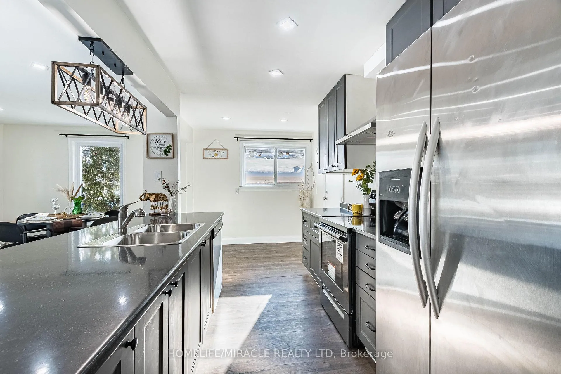 Photo 19 of 36 Mclaughlin Road N, Brampton, Northwood Park — HOMEH