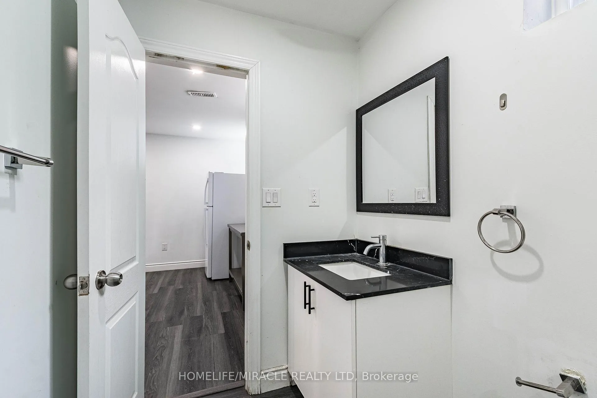 Photo 39 of 36 Mclaughlin Road N, Brampton, Northwood Park — HOMEH