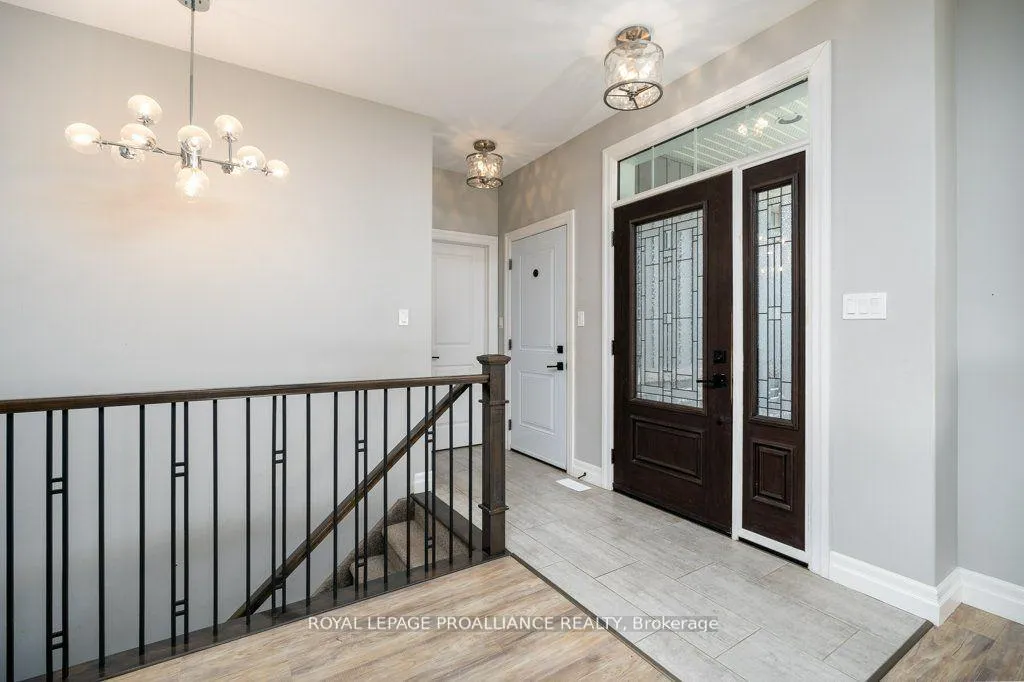 Photo 8 of 50 Stonegate Crescent, Quinte West, Frankford Ward — HOMEH