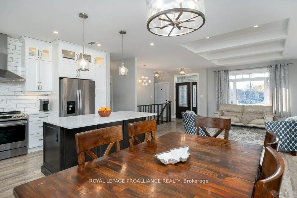 Photo 13 of 50 Stonegate Crescent, Quinte West, Frankford Ward — HOMEH