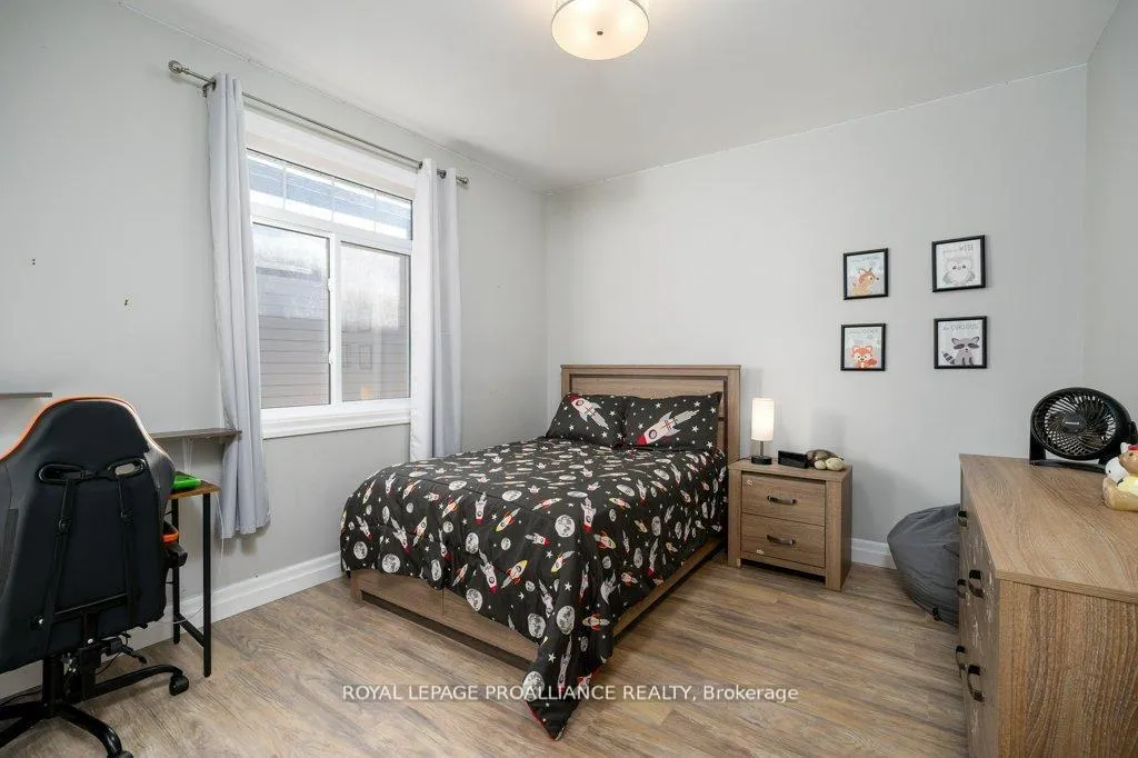 Photo 23 of 50 Stonegate Crescent, Quinte West, Frankford Ward — HOMEH