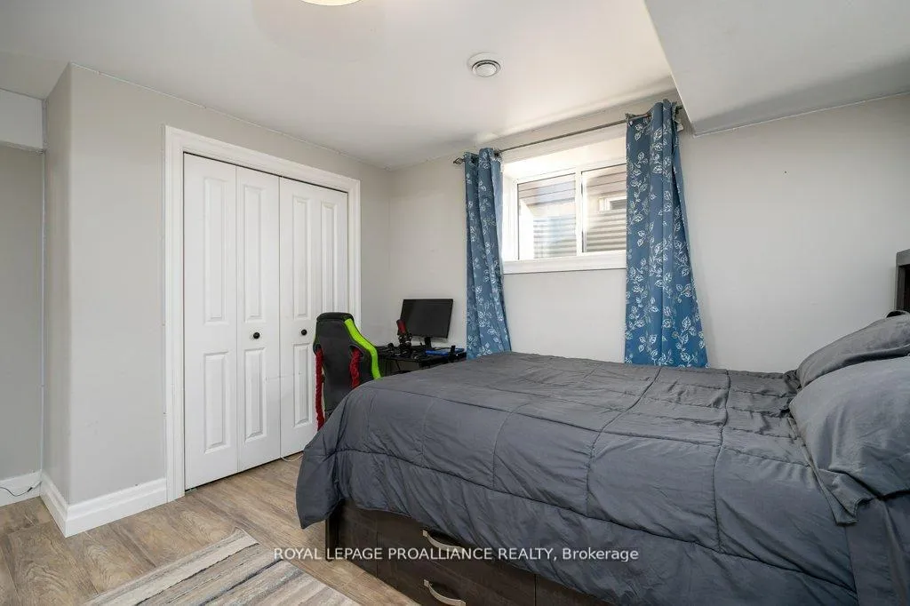 Photo 33 of 50 Stonegate Crescent, Quinte West, Frankford Ward — HOMEH