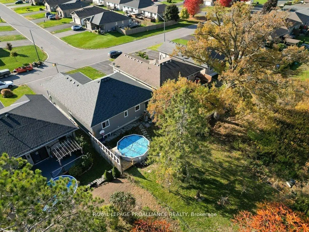 Photo 40 of 50 Stonegate Crescent, Quinte West, Frankford Ward — HOMEH